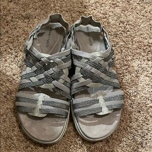 Easy Spirit Metallic Gray Strappy Sandals